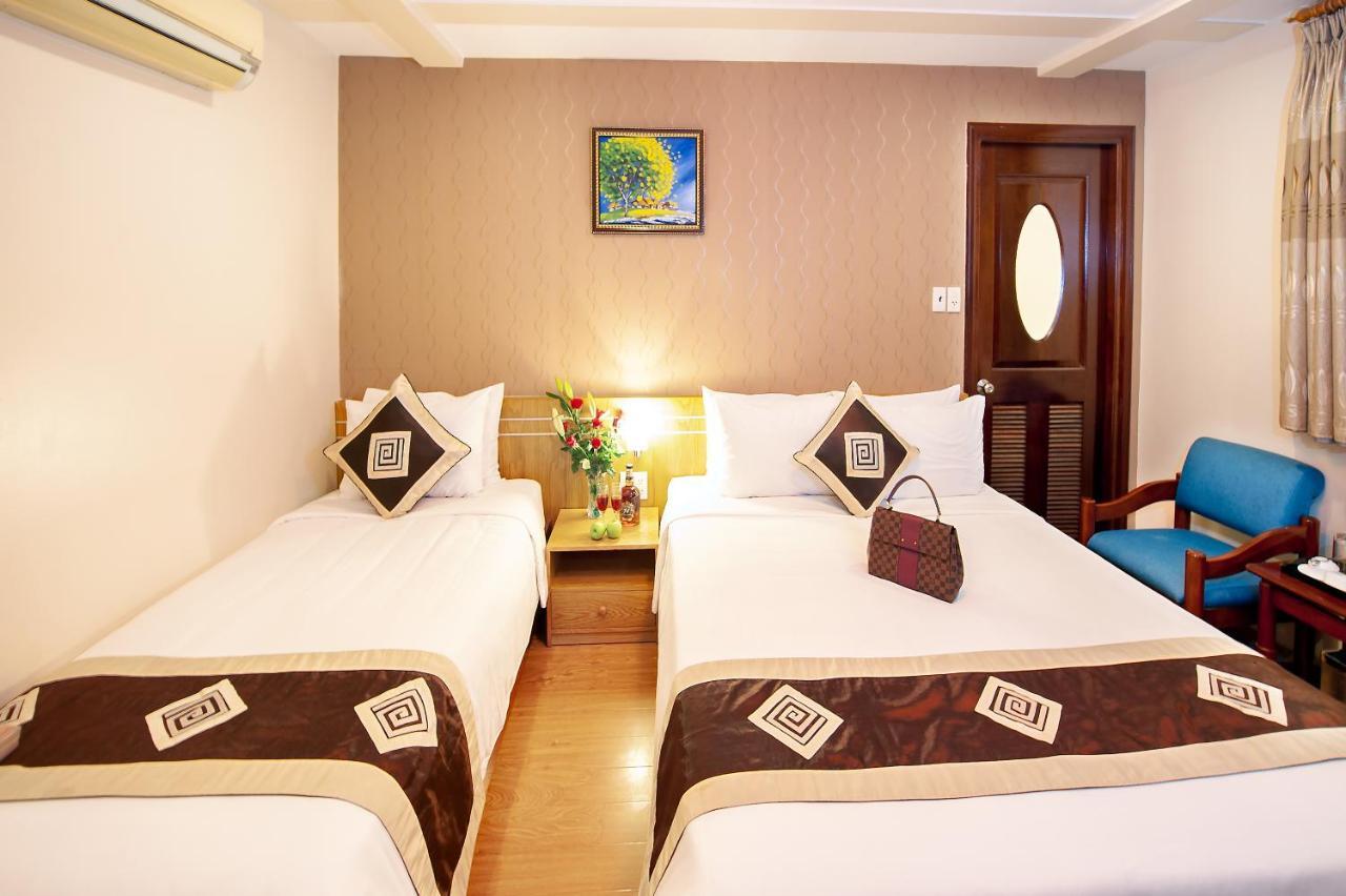 Eden Garden Hotel Хошимін Екстер'єр фото